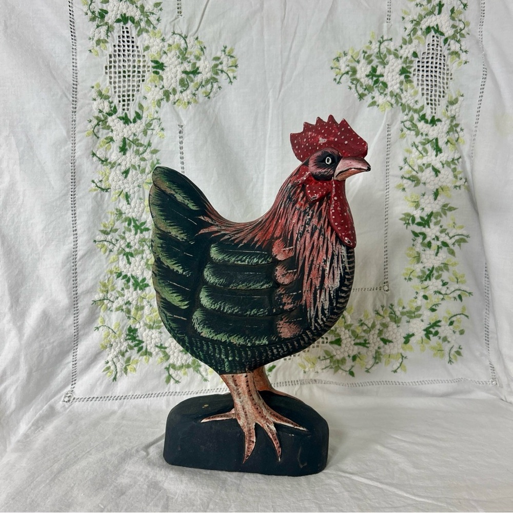 Foreside Rustic Farmhouse Hand Carved Wood Hen Folk Art 13” Painted Chicken
